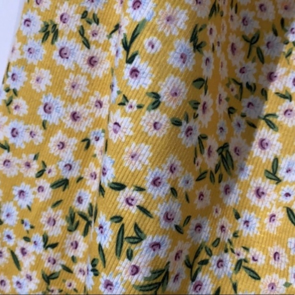 Yellow floral off shoulder ruffle dress - Picture 3 of 3